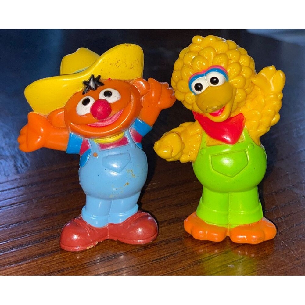 Vintage Sesame Street Ernie Big Bird 1997 Cake Toppers Cowboy Figures Toys PVC